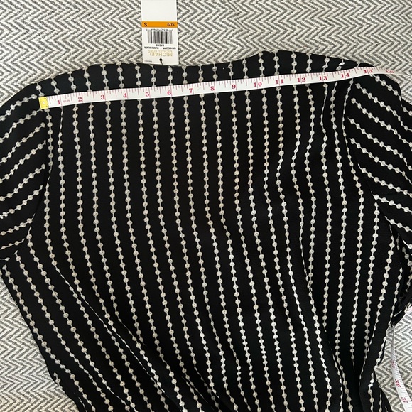 Michael Michael Kors Wrap Blouse – NWT. Small - Picture 15 of 16